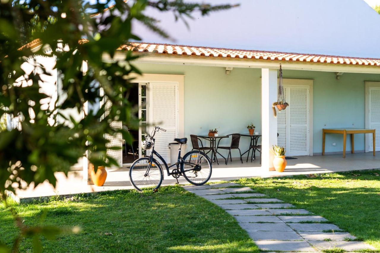 Na Quinta- Alojamento Rural Com Piscina De Agua Salgada Poceirao Exterior photo