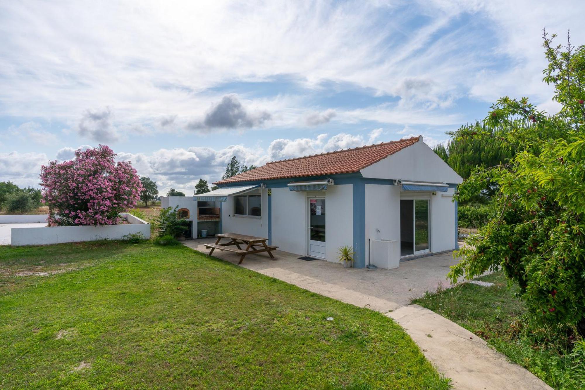 Na Quinta- Alojamento Rural Com Piscina De Agua Salgada Poceirao Exterior photo